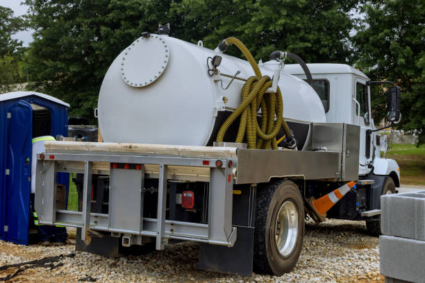 Porta potty delivery and setup in Whispering Pines, NC